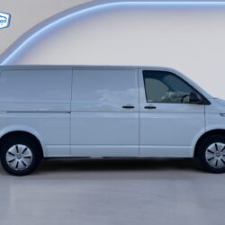 auto-Volkswagen-Transporter-FRE325-202608191427-5