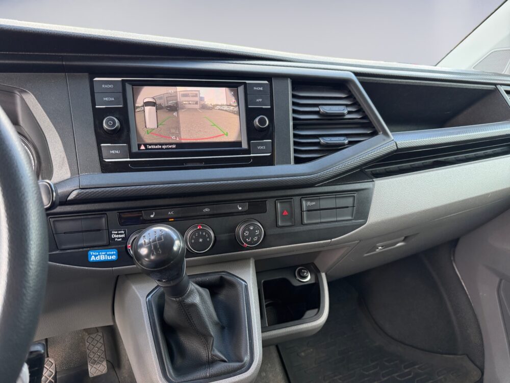 auto-Volkswagen-Transporter-FRE325-202608191427-9 auto-Volkswagen-Transporter-FRE325-202608191427-9