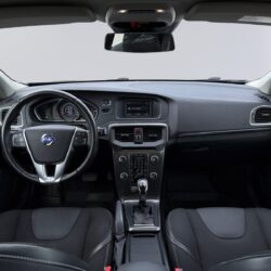 auto-Volvo-V40-NKI639-202608031612-10