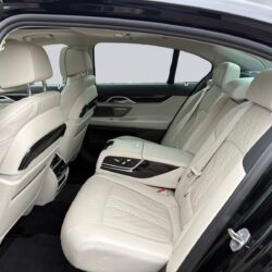 auto-BMW-745-RXR530-202609161141-12