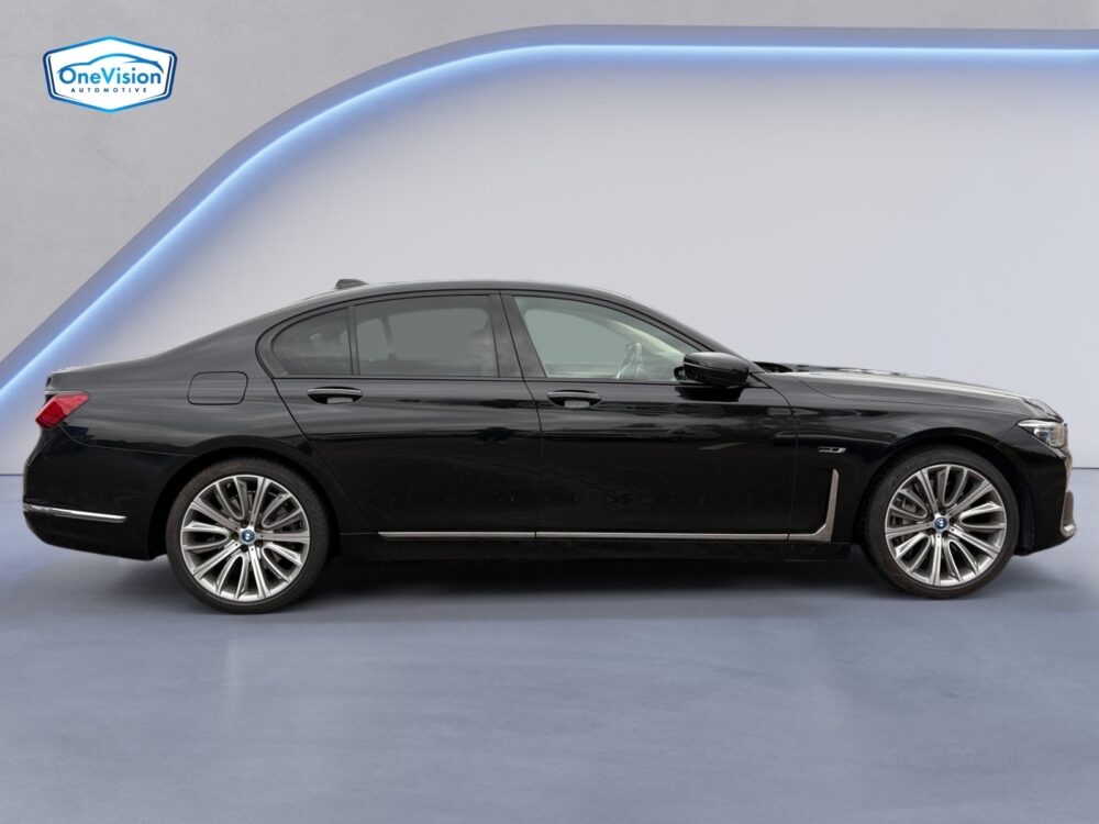 auto-BMW-745-RXR530-202609161141-5 auto-BMW-745-RXR530-202609161141-5