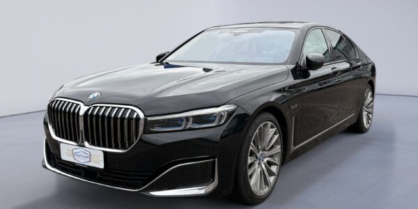 BMW 745