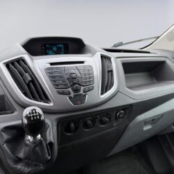 auto-Ford-Transit-GLE531-202609181102-11