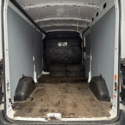 auto-Ford-Transit-GLE531-202609181102-14