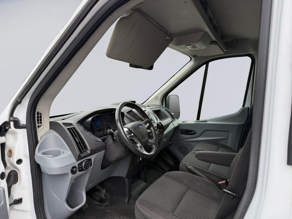 auto-Ford-Transit-GLE531-202609181102-8 auto-Ford-Transit-GLE531-202609181102-8