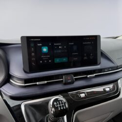 auto-Maxus-Deliver-9-ITH371-202609241415-10