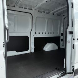 auto-Maxus-Deliver-9-ITH371-202609241415-11
