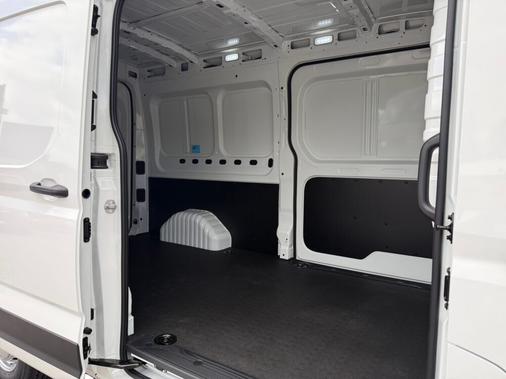auto-Maxus-Deliver-9-ITH371-202609241415-13 auto-Maxus-Deliver-9-ITH371-202609241415-13