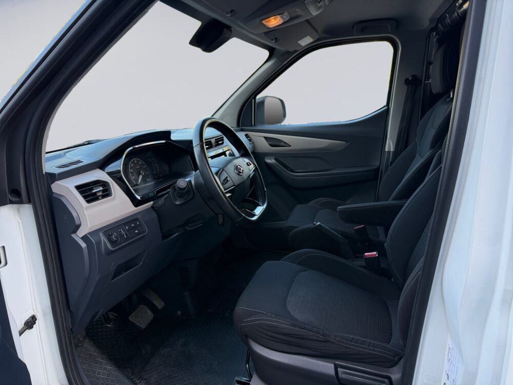 auto-Maxus-e-Deliver-3-058411-202609151029-8 auto-Maxus-e-Deliver-3-058411-202609151029-8