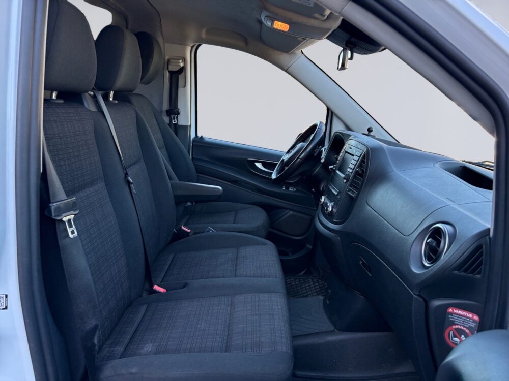 auto-Mercedes-Benz-Vito-BVU803-202609221417-12 auto-Mercedes-Benz-Vito-BVU803-202609221417-12