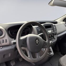 auto-Renault-Trafic-ERN251-202609211221-9