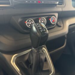 auto-Renault-Trafic-MOP465-202609041438-12