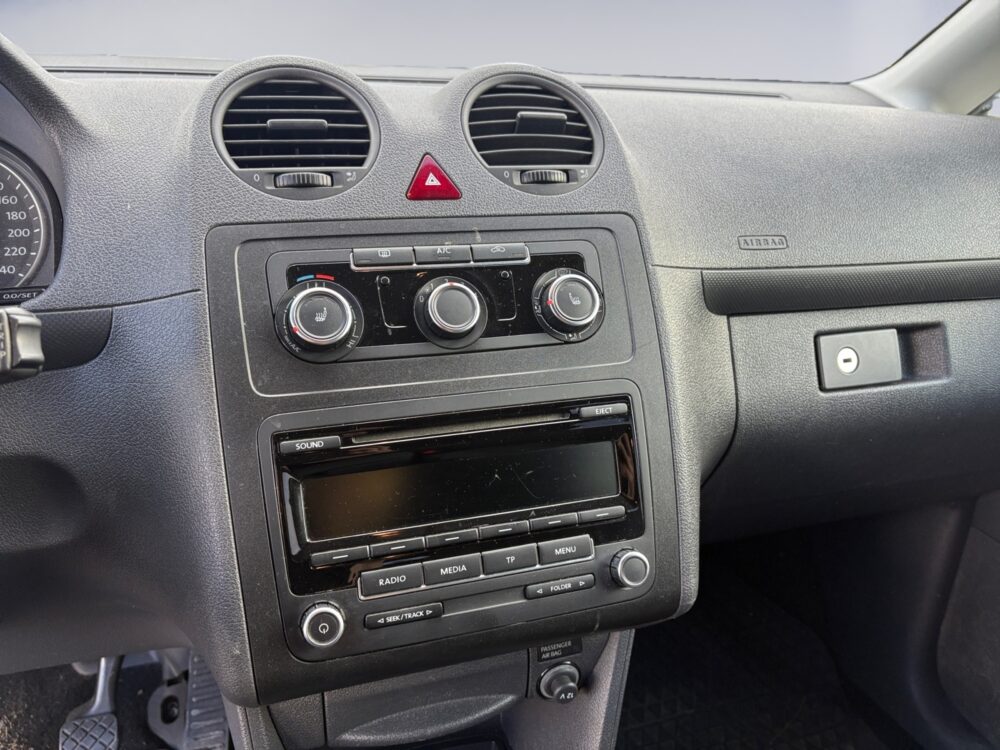 auto-Volkswagen-Caddy-Maxi-TZN752-202609211626-11 auto-Volkswagen-Caddy-Maxi-TZN752-202609211626-11