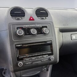 auto-Volkswagen-Caddy-Maxi-TZN752-202609211626-11