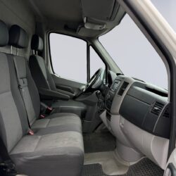 auto-Volkswagen-Crafter-CJT610-202609251118-12