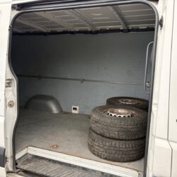 auto-Volkswagen-Crafter-CJT610-202609251118-13