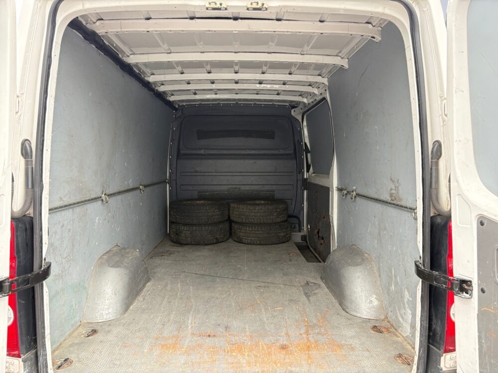 auto-Volkswagen-Crafter-CJT610-202609251118-14 auto-Volkswagen-Crafter-CJT610-202609251118-14