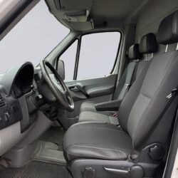 auto-Volkswagen-Crafter-CJT610-202609251118-8