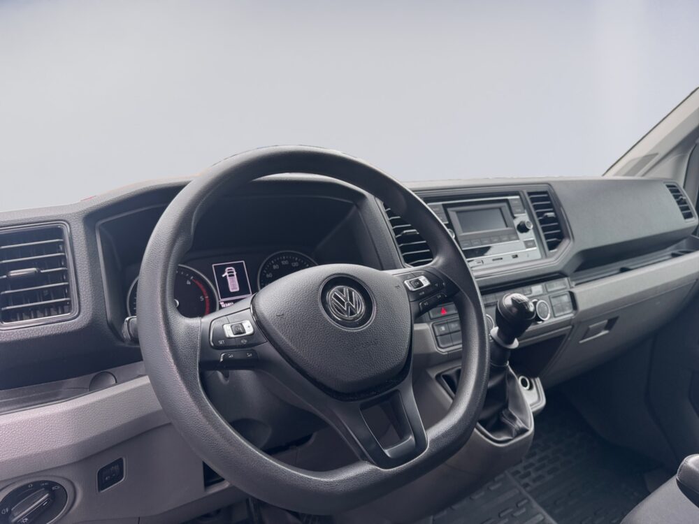 auto-Volkswagen-Crafter-KTV177-202609091345-8 auto-Volkswagen-Crafter-KTV177-202609091345-8