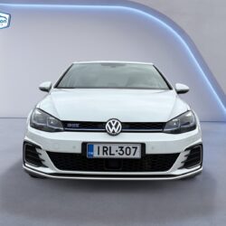 auto-Volkswagen-Golf-IRL307-202609291428-6