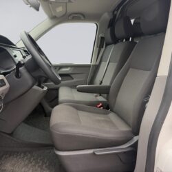 auto-Volkswagen-Transporter-NMU663-202609231116-11