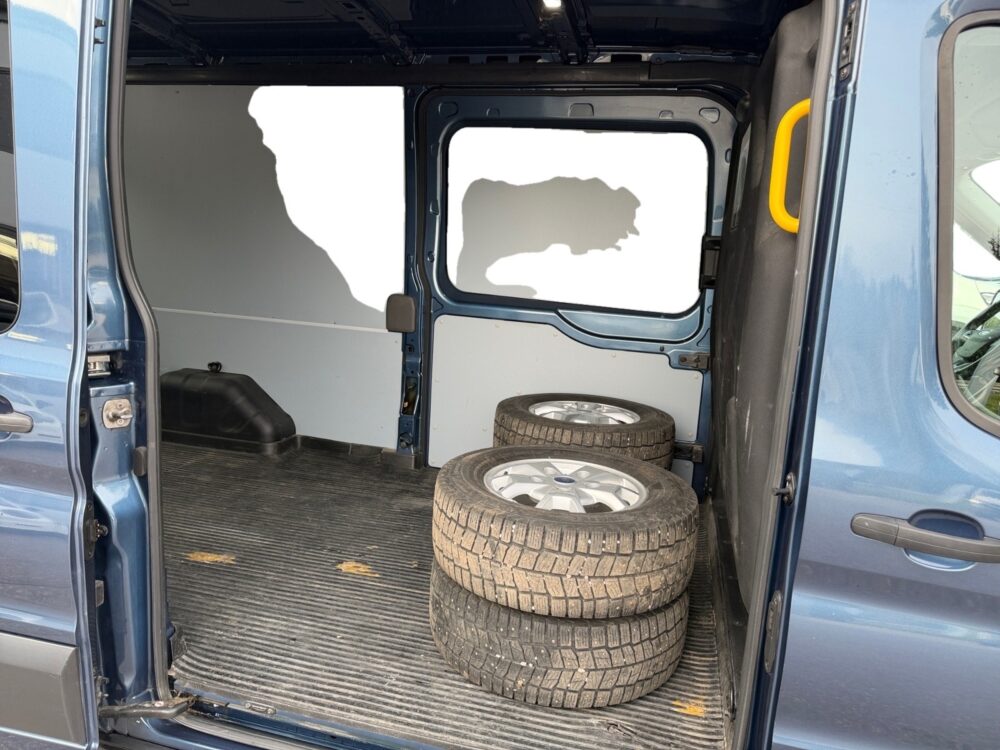 auto-Ford-Transit-IPL829-202610081029-13 auto-Ford-Transit-IPL829-202610081029-13