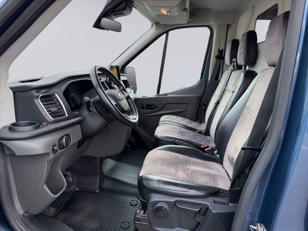 auto-Ford-Transit-IPL829-202610081029-8 auto-Ford-Transit-IPL829-202610081029-8