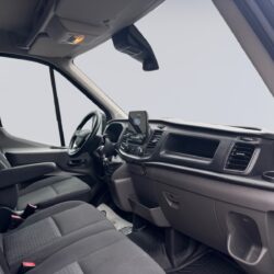 auto-Ford-Transit-KUN102-202610081555-9