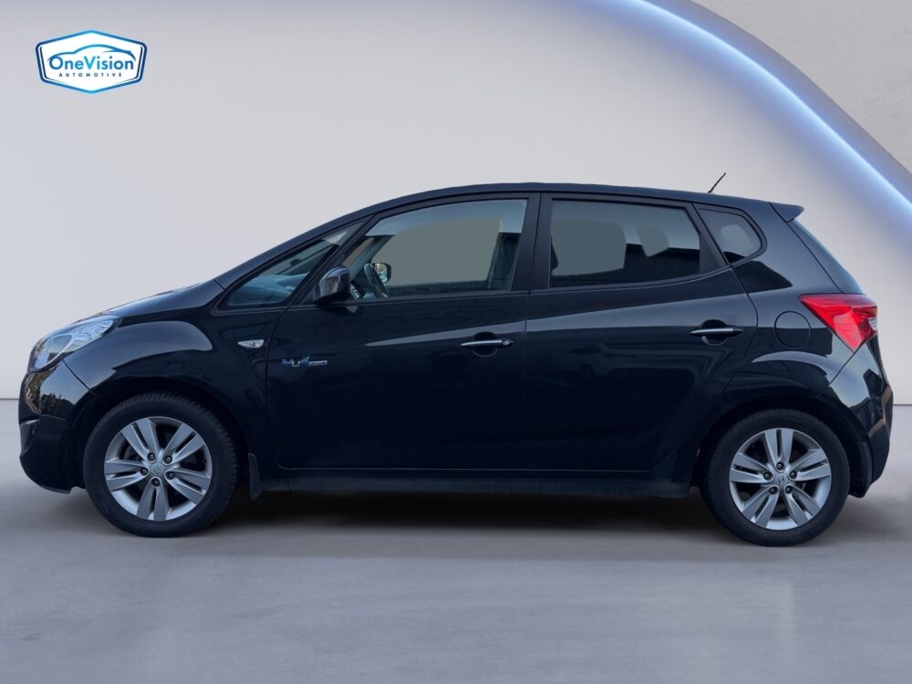 auto-Hyundai-ix20-UTF443-202610221522-1 auto-Hyundai-ix20-UTF443-202610221522-1