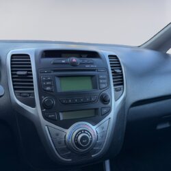 auto-Hyundai-ix20-UTF443-202610221522-10