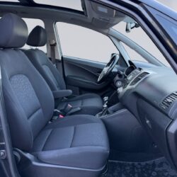 auto-Hyundai-ix20-UTF443-202610221522-12