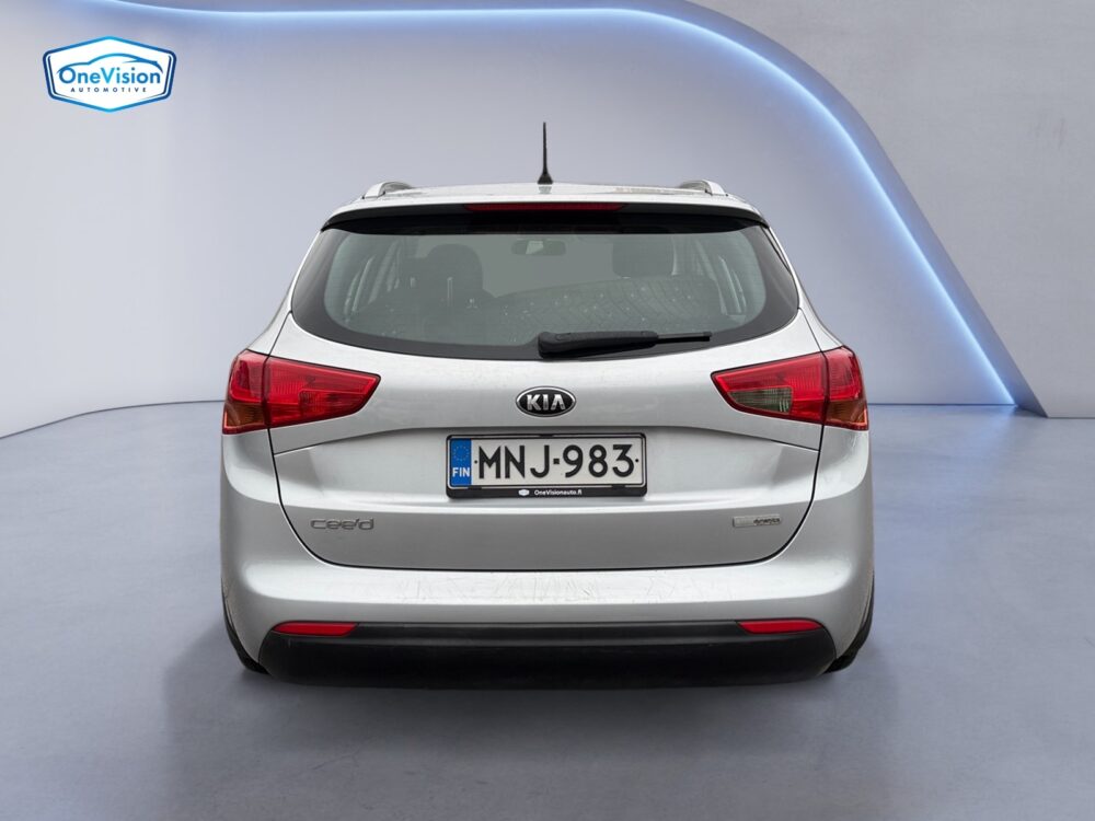 auto-Kia-cee´d-MNJ983-202610161504-3 auto-Kia-cee´d-MNJ983-202610161504-3