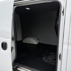 auto-Maxus-e-Deliver-3-110134-202610131634-14