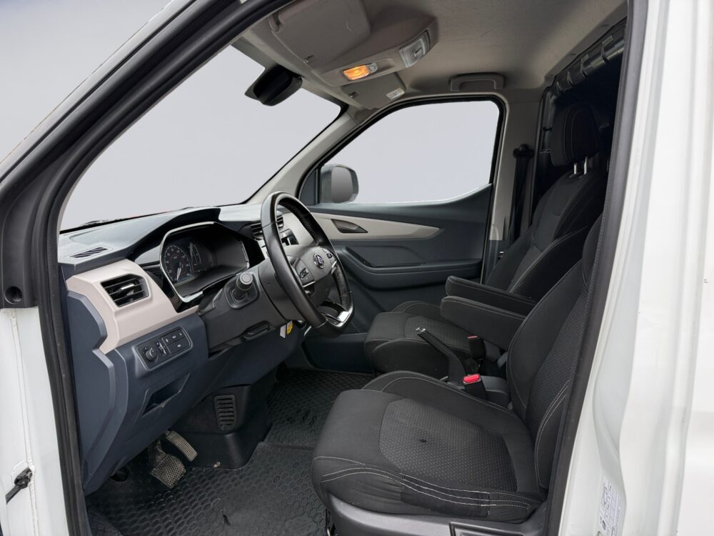 auto-Maxus-e-Deliver-3-110134-202610131634-8 auto-Maxus-e-Deliver-3-110134-202610131634-8