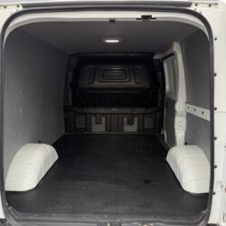 auto-Maxus-e-Deliver-3-112215-202610121707-12