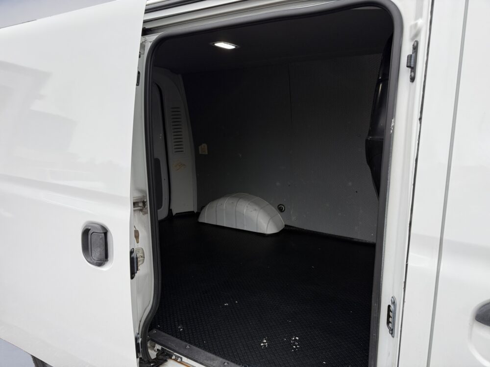 auto-Maxus-e-Deliver-3-112215-202610121707-13 auto-Maxus-e-Deliver-3-112215-202610121707-13