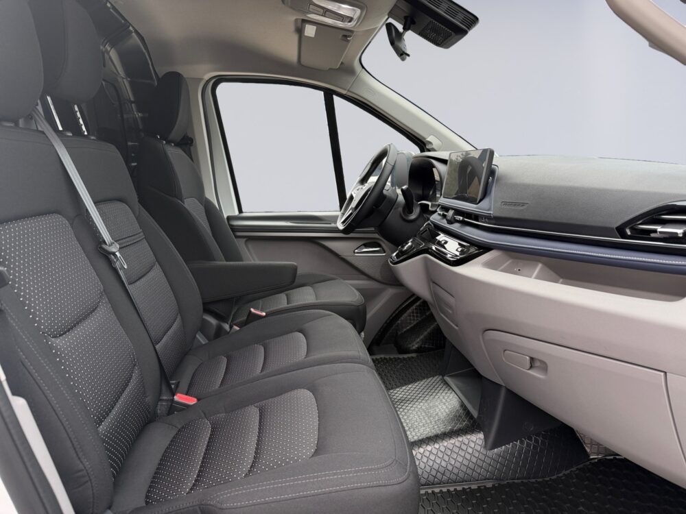 auto-Maxus-e-Deliver-7-NOY207-202610021132-11 auto-Maxus-e-Deliver-7-NOY207-202610021132-11