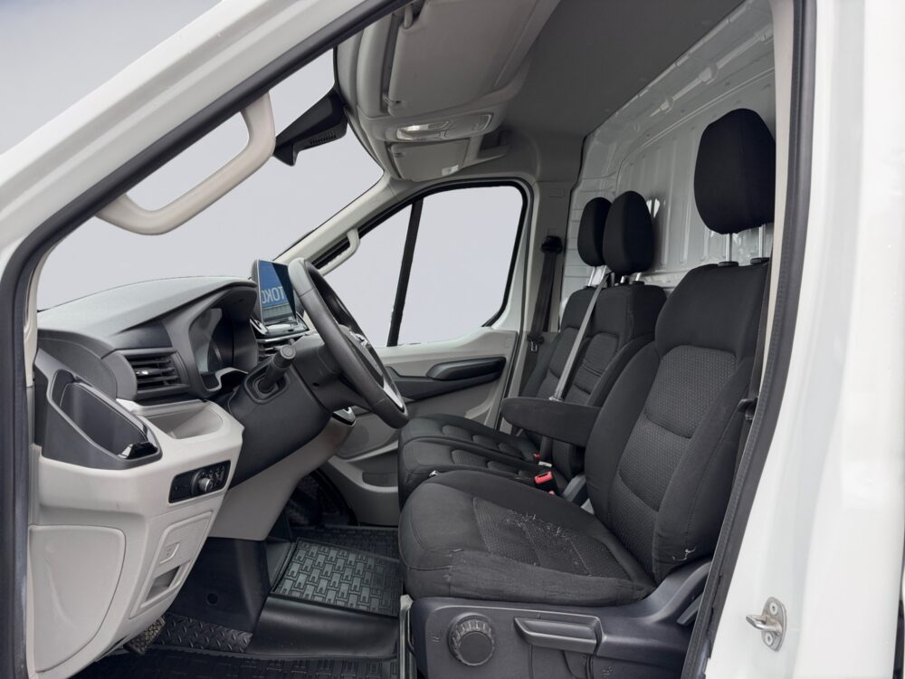 auto-Maxus-e-Deliver-9-RXR533-202610161615-9 auto-Maxus-e-Deliver-9-RXR533-202610161615-9