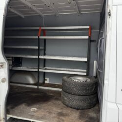 auto-Mercedes-Benz-Sprinter-LNO868-202610281127-12