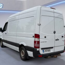 auto-Mercedes-Benz-Sprinter-LNO868-202610281127-2