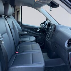 auto-Mercedes-Benz-Vito-JOG544-202610011548-12