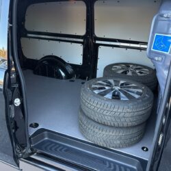 auto-Mercedes-Benz-Vito-JOG544-202610011548-13