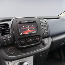 auto-Opel-Vivaro-JKM458-202610151703-11