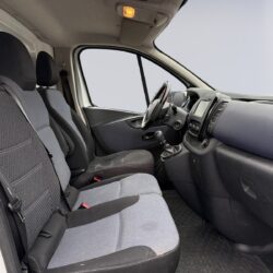 auto-Opel-Vivaro-JKM458-202610151703-12