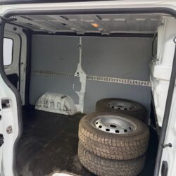 auto-Renault-Trafic-CNX744-202610081443-13
