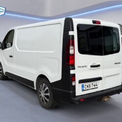 auto-Renault-Trafic-CNX744-202610081443-2