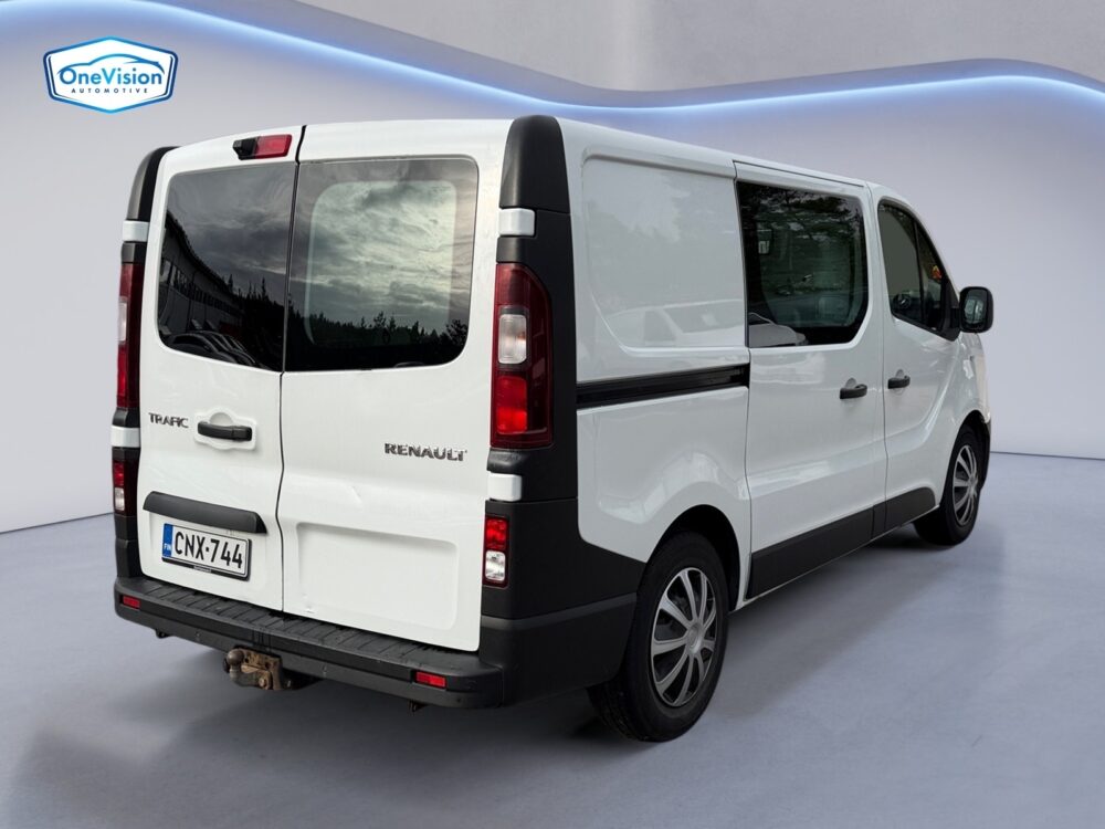 auto-Renault-Trafic-CNX744-202610081443-4 auto-Renault-Trafic-CNX744-202610081443-4