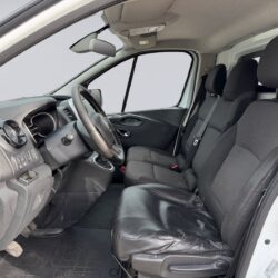 auto-Renault-Trafic-CNX744-202610081443-8
