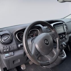 auto-Renault-Trafic-CNX744-202610081443-9