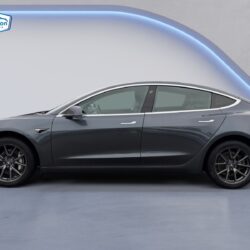 auto-Tesla-Model-3-LPU787-202610211141-1